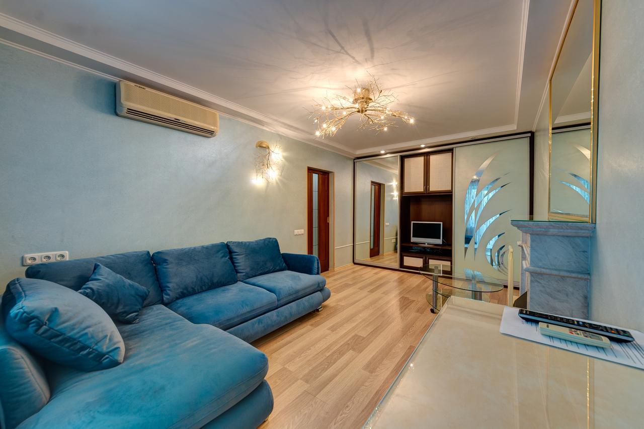 Apartamenty Na Dragomirova 10A เคียฟ ภายนอก รูปภาพ